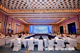 镜报：佩利斯特里很可能会在今夏永久转会离开曼联